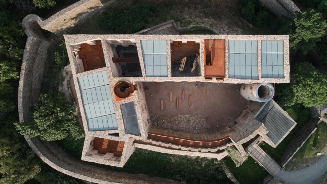 Přednáška Miroslava Pospíšila (atelier-r): Tvarování prostoru, času a paměti