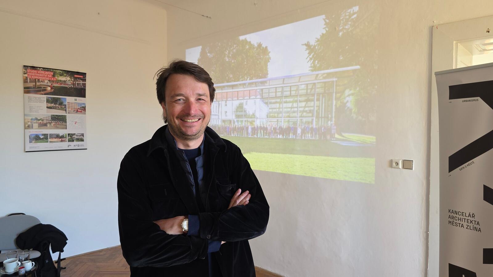 Ze Šmoulího města k novému centru Jižních Svahů: nová přednáška na Youtube