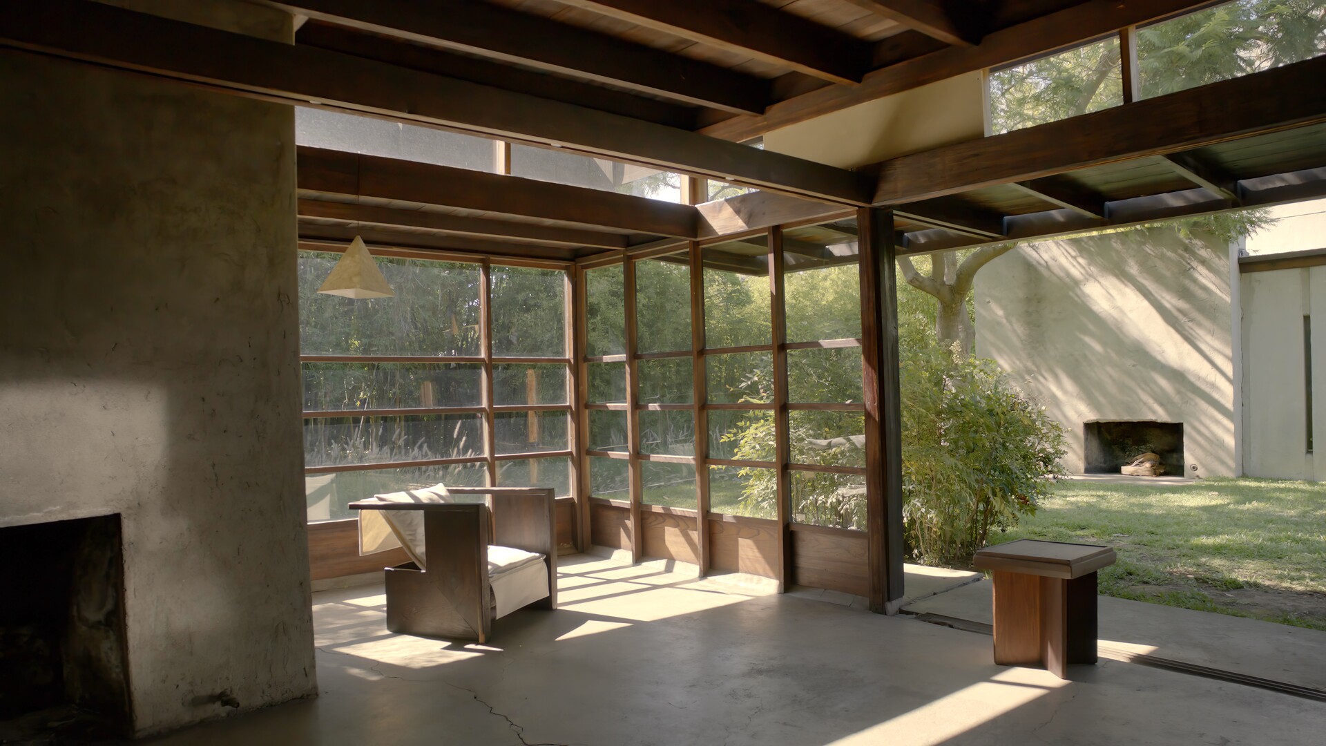 Schindlerovo studio v Kings Road House (1922), filmový záběr